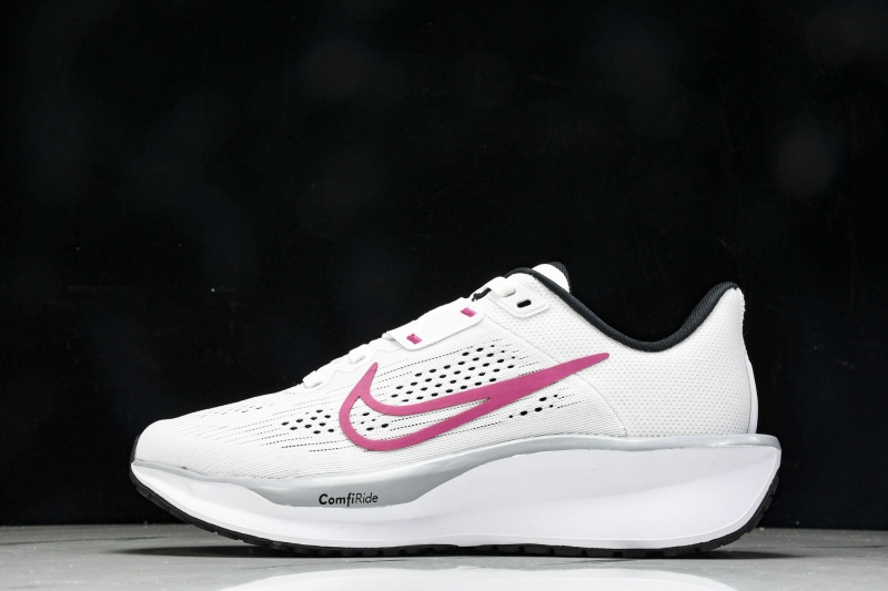 Nike Quest 6