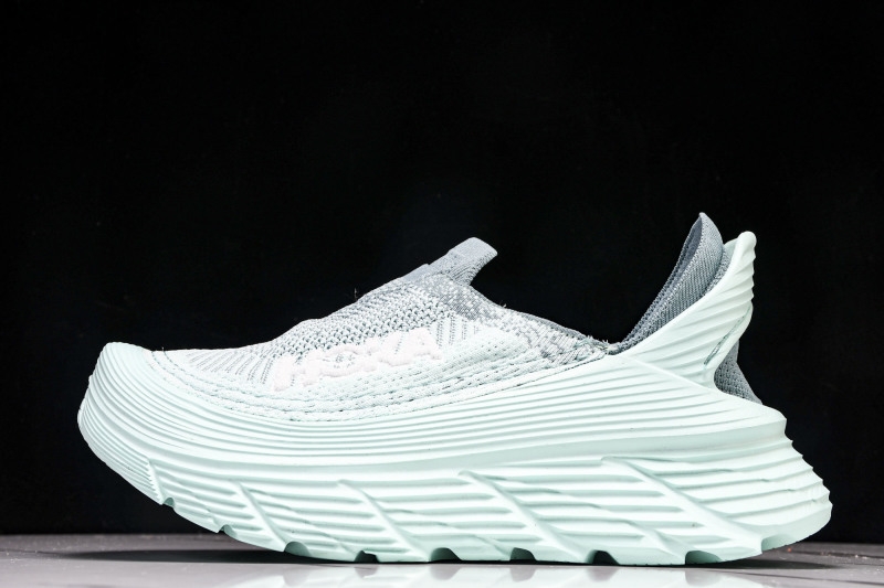 Hoka Restore TS