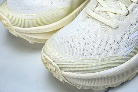 Asics Trabuco Max 4 1011B976-100 