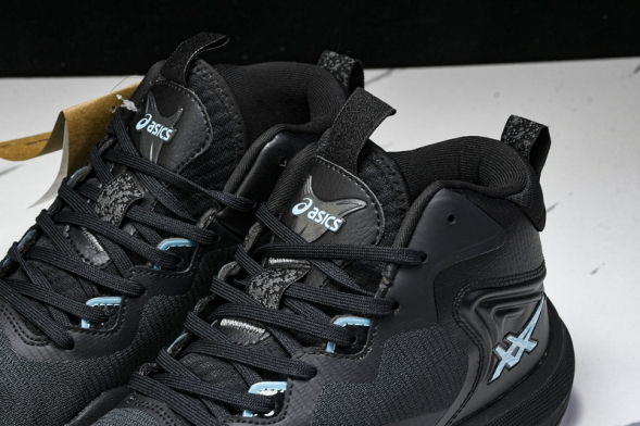 Asics Nova Surge 3 1061A048-001 