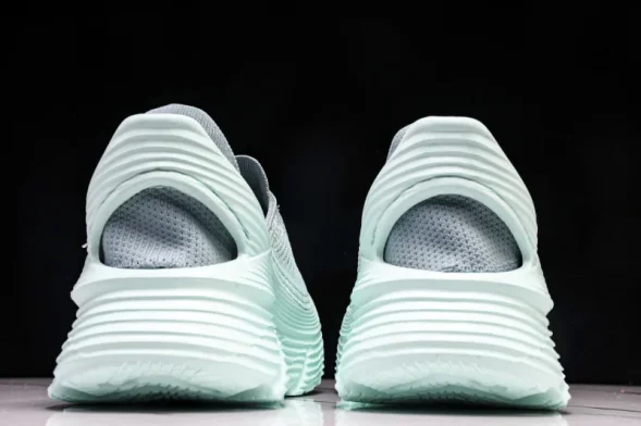 Hoka Restore TS 1134532 OMSO 