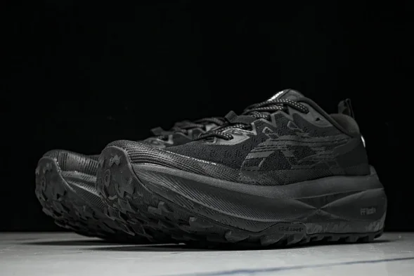 Asics Trabuco Max 4 1011C187-001 