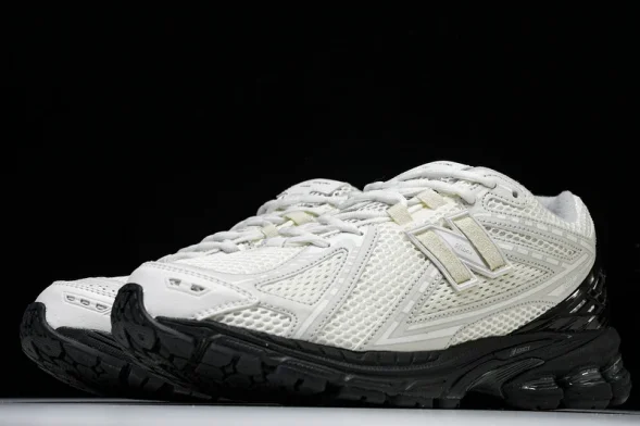 New Balance 1906 M1906RCO  