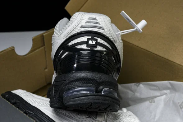 New Balance 1906 M1906RCO  