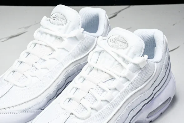 Nike Air Max 95 x Denham CT1268 100 