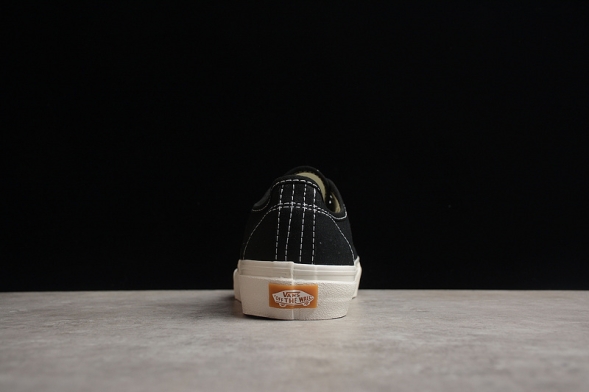 Vans Authentic VR3 VN0005UD1KP 