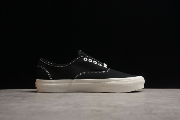 Vans Authentic VR3 VN0005UD1KP 