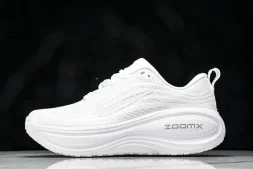 Nike Air ZoomX Vomero 18 Plus HM6805 102