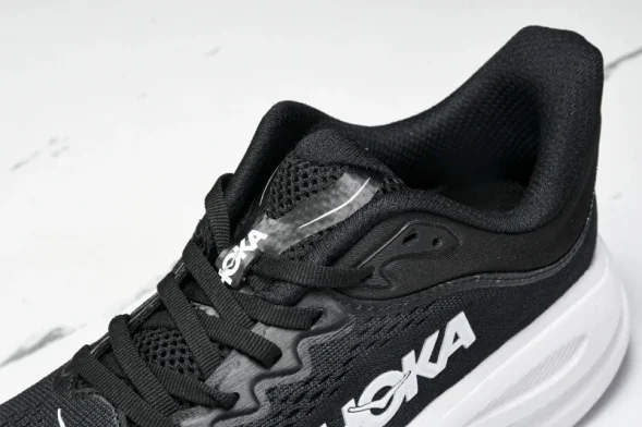 HOKA Bondi 9 1162012 BWHT 