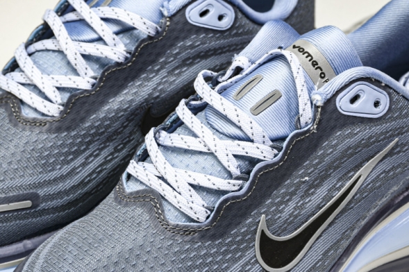 Nike Air ZoomX Vomero 18 Plus HM6805 124 