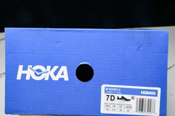 HOKA Bondi 9 1162011 VYN 