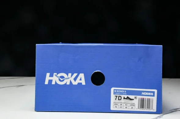 HOKA Bondi 9 1162011 VYN 