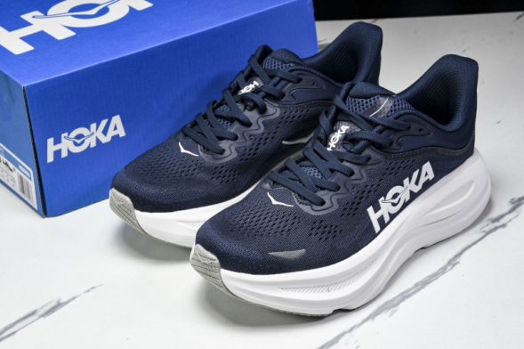 HOKA Bondi 9 1162011 VYN 