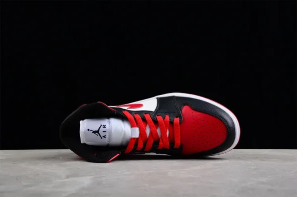 Nike Air Jordan 1 Mid BQ6472-079 