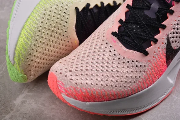 Nike Zoom VaporFly Next% 3 FQ8109-331 
