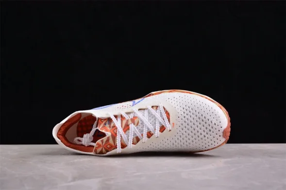 Nike Zoom VaporFly Next% 3 FQ7676-100 