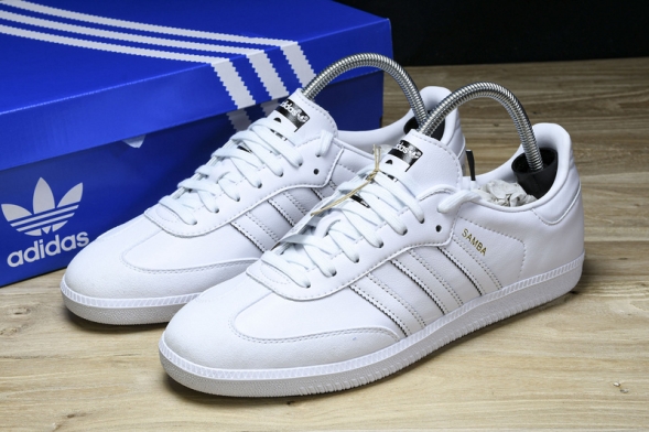 Adidas Samba Vegan x MICKEY MOUSE GY1889  