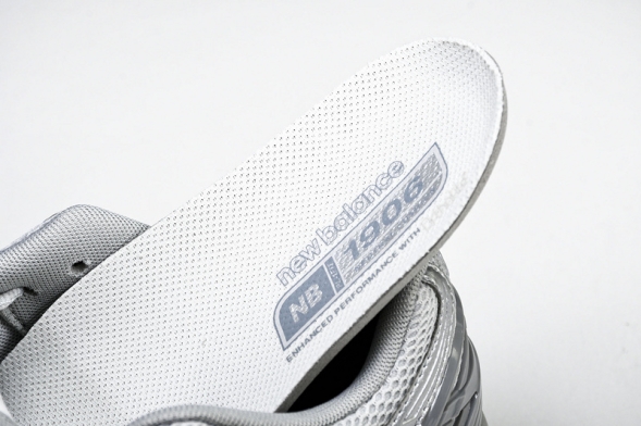 New Balance 1906 M1906AG  