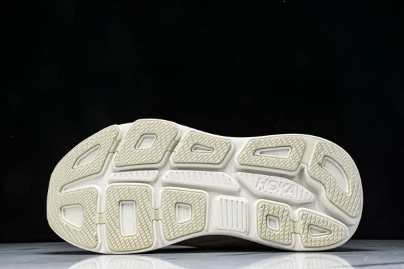 HOKA Bondi 9 1162011 OLTM 
