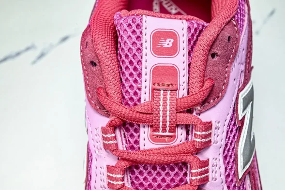 New Balance 204 U204LKTH  