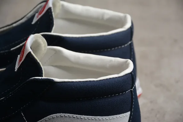 Vans Vault OG Sk8-Mid VN0A4BVCNAV 