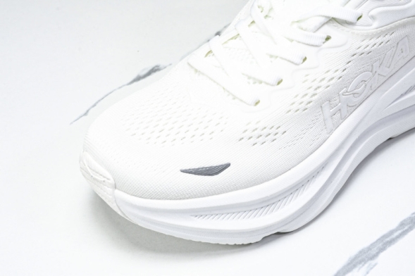 HOKA Bondi 9 1162012 WWH 