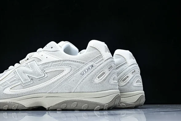 New Balance 204 U204LMMC  
