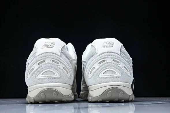 New Balance 204 U204LMMC  