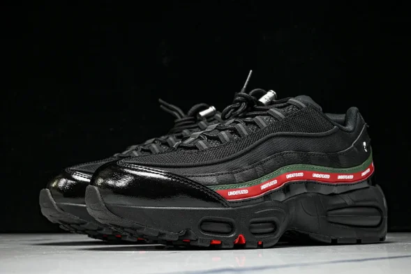 Nike Air Max 95 x Undefeated IB4453-001 