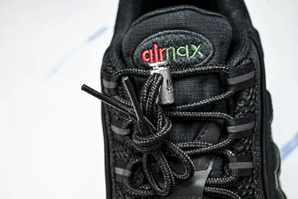 Nike Air Max 95 x Undefeated IB4453-001 