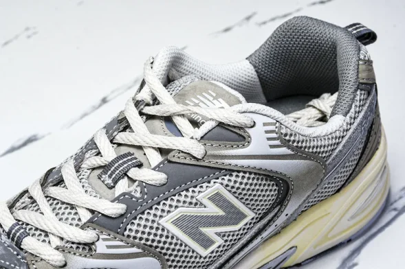 New Balance 530 MR530TG 