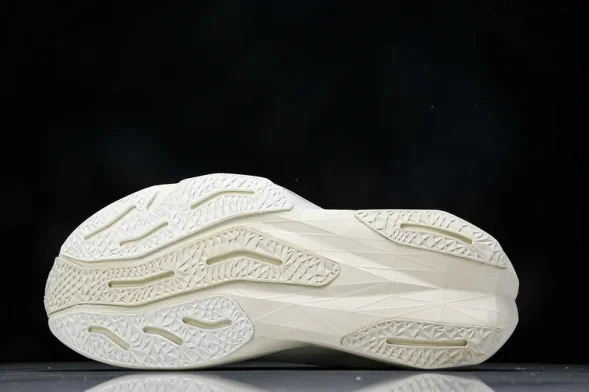 New Balance FuelCell Rebel V4 WFCXLJ4 
