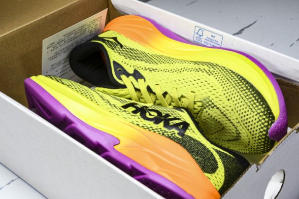 Hoka Rincon 4 1155130 HKC 