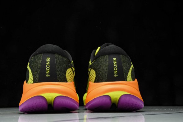 Hoka Rincon 4 1155130 HKC 