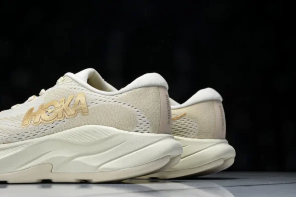 Hoka Rincon 4 1155131 VCH 