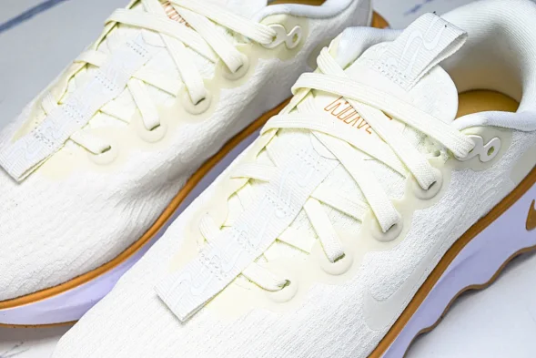 Nike Motiva DV1238 107 