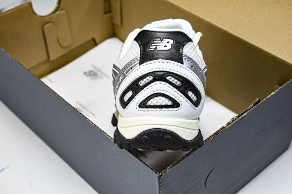 New Balance 204 U204LSW 