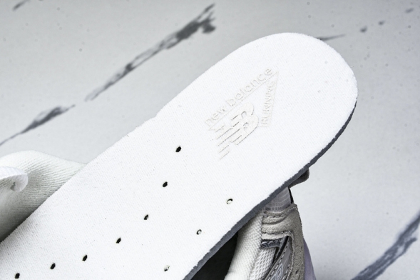 New Balance 530 MR530CE 