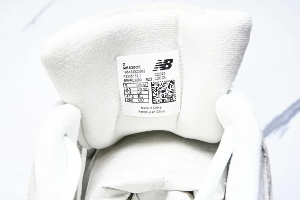 New Balance 530 MR530CE 