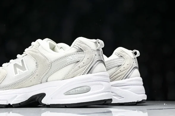 New Balance 530 MR530CE 