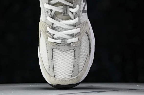 New Balance 530 MR530CE 