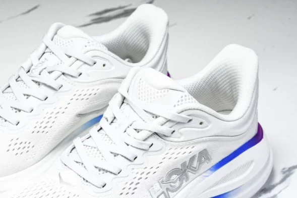 HOKA Bondi 9 1162012 CYWH 