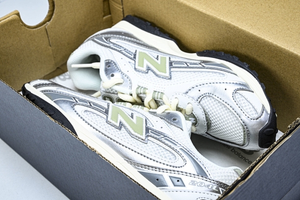 New Balance 204 U204LSWB 