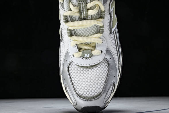 New Balance 204 U204LSWB 