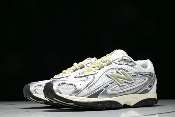 New Balance 204 U204LSWB 