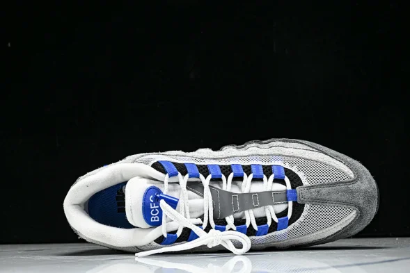 Nike Air Max 95 x Undefeated IB4523-001 