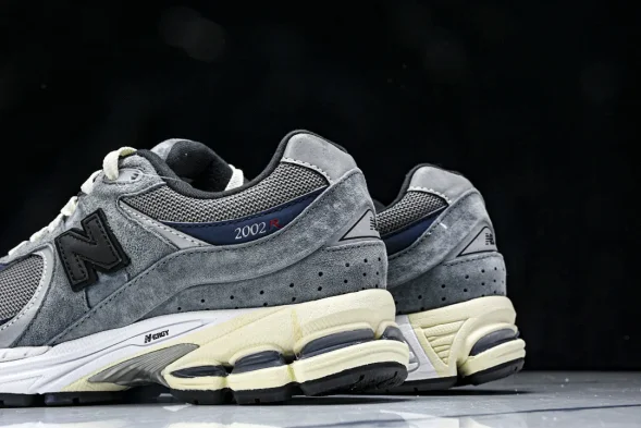 New Balance 2002R I2002RU2 