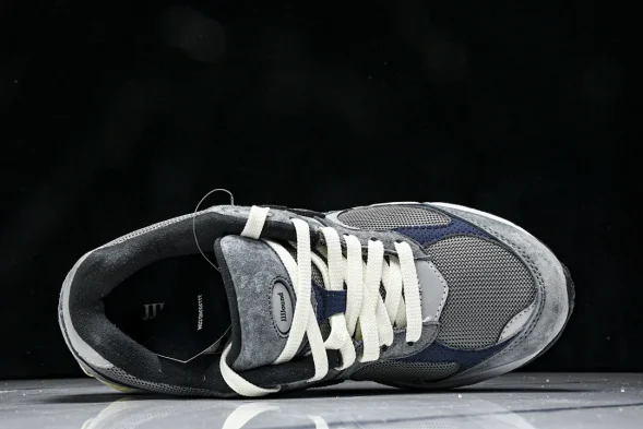 New Balance 2002R I2002RU2 