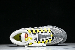 Nike Air Max 95 x Undefeated IB4523-002