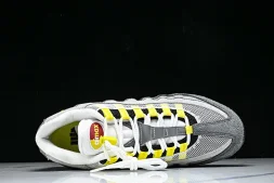 Nike Air Max 95 x Undefeated IB4523-002